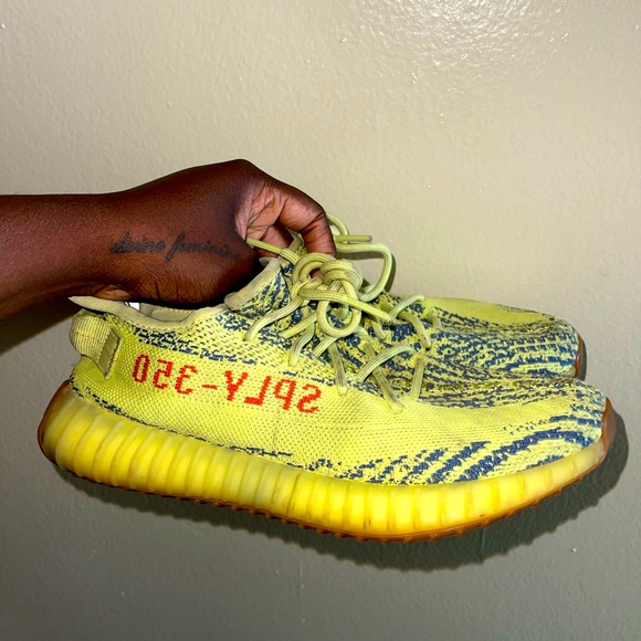 Yeezy Boosts 350 sz 8.5